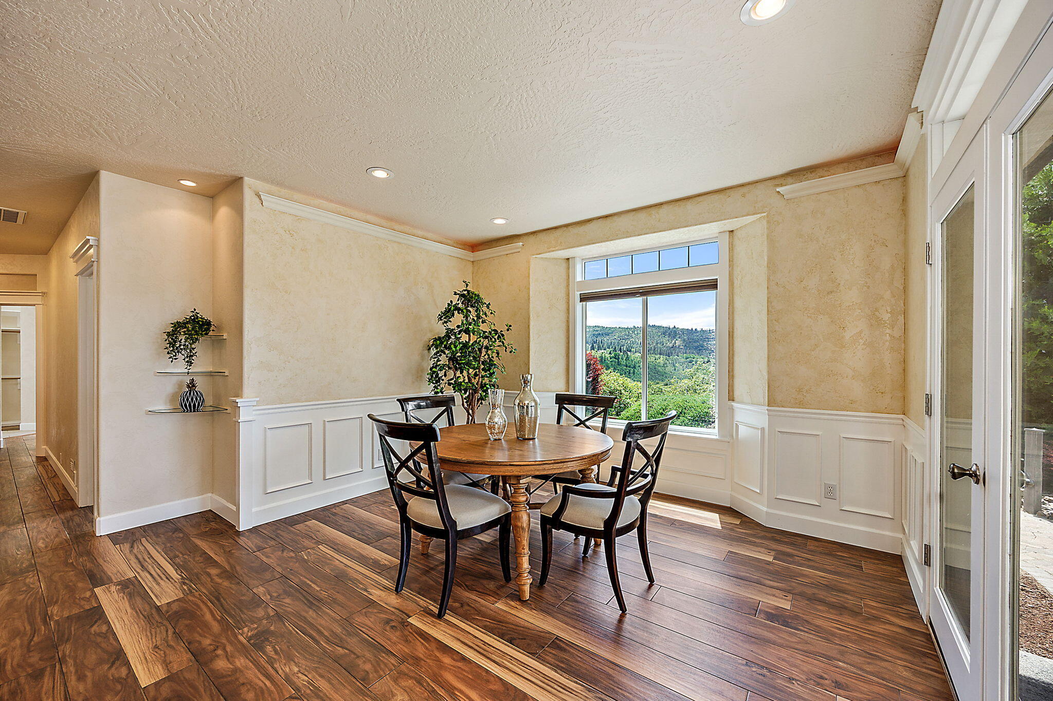 Eleven-eighty Orchard Tract - Residential