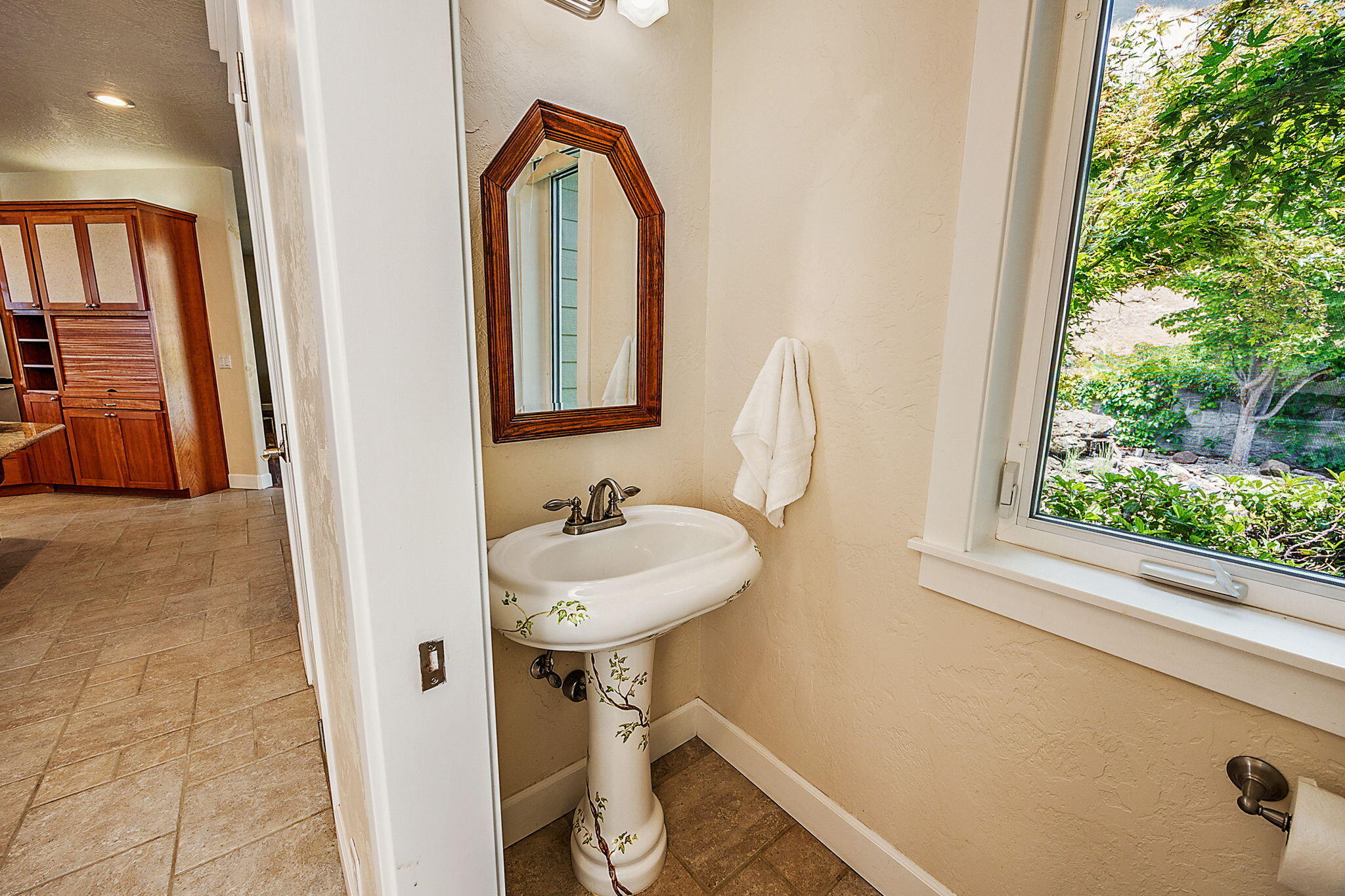 Eleven-eighty Orchard Tract - Residential