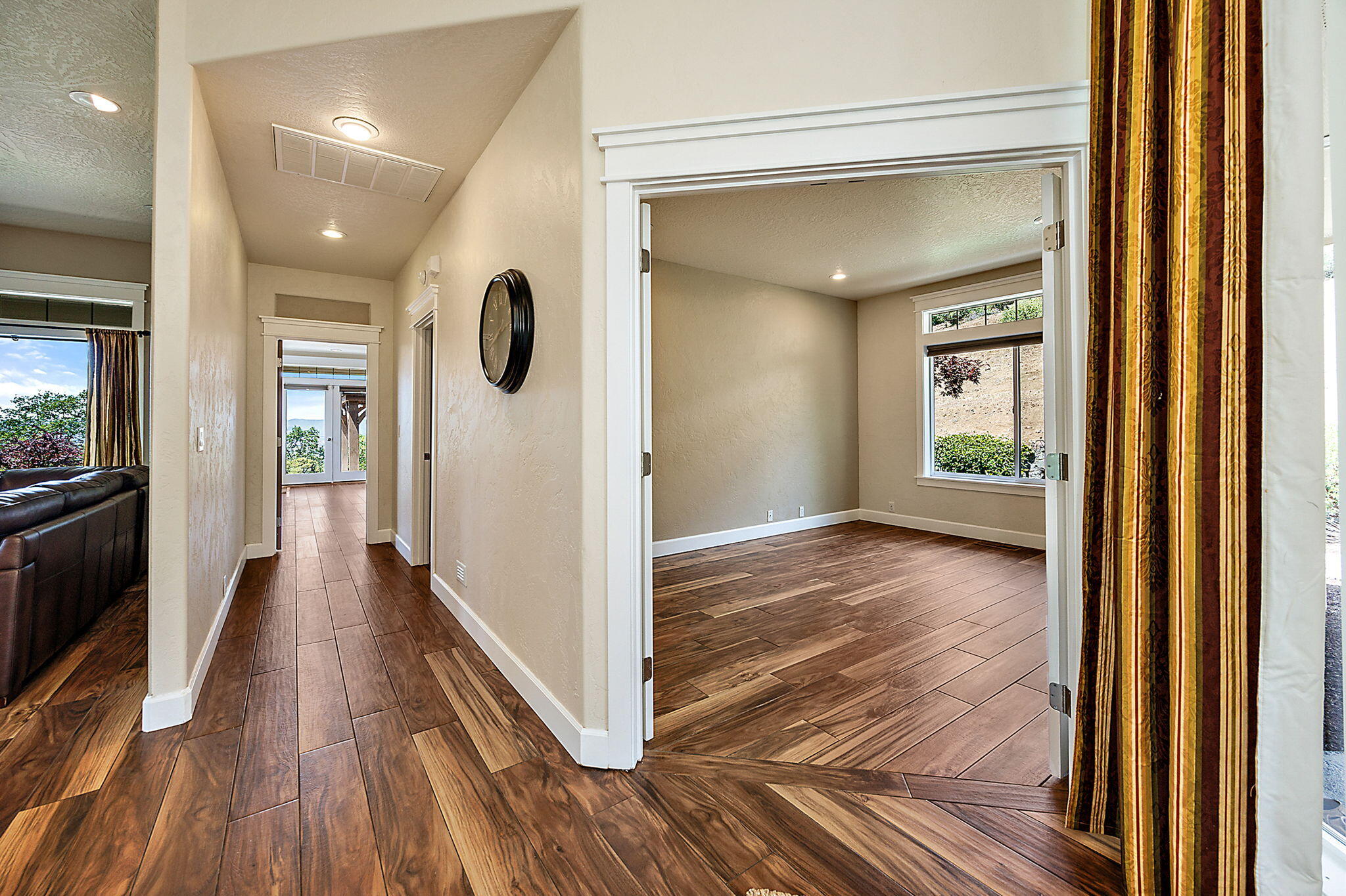 Eleven-eighty Orchard Tract - Residential