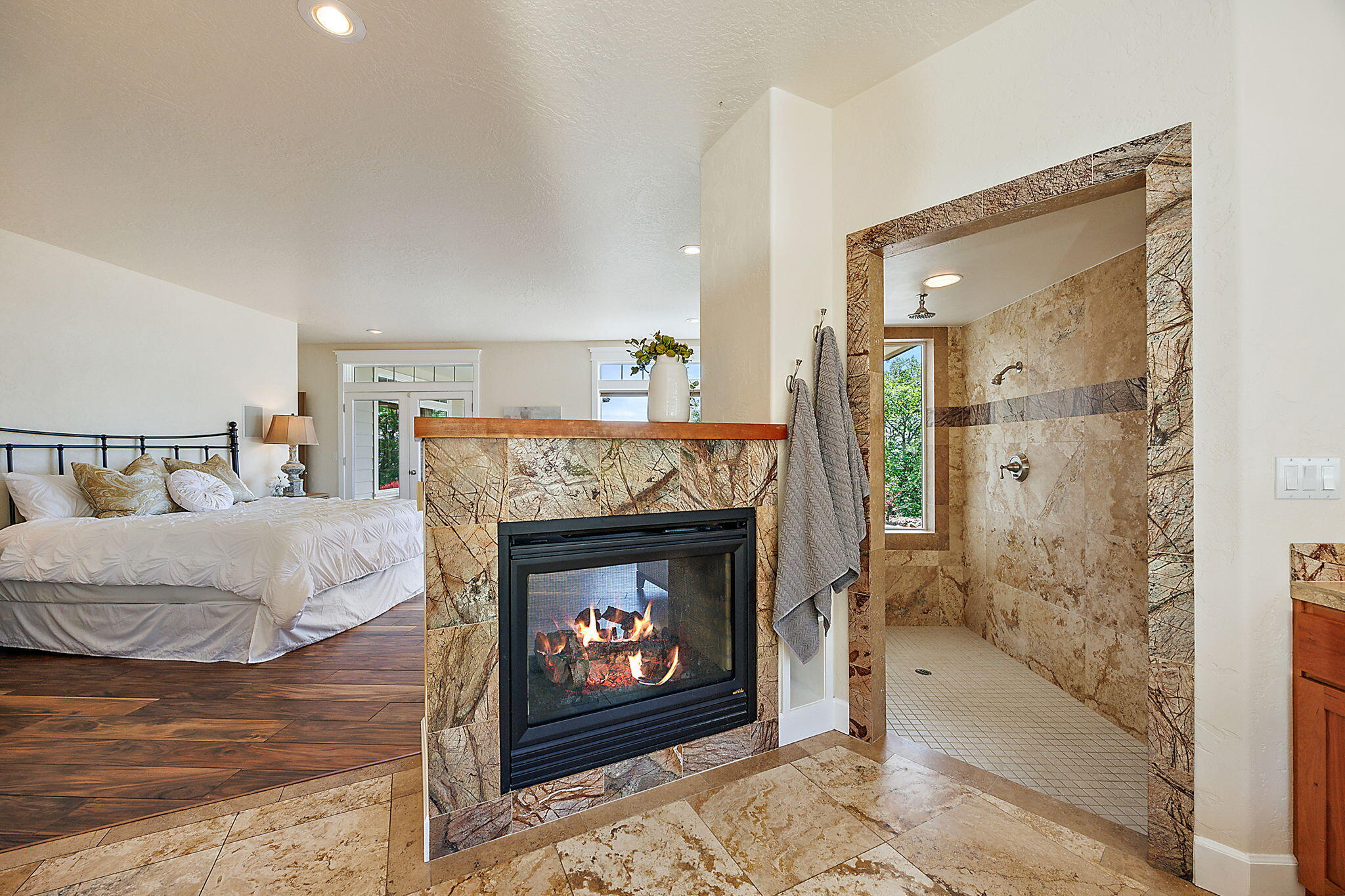 Eleven-eighty Orchard Tract - Residential