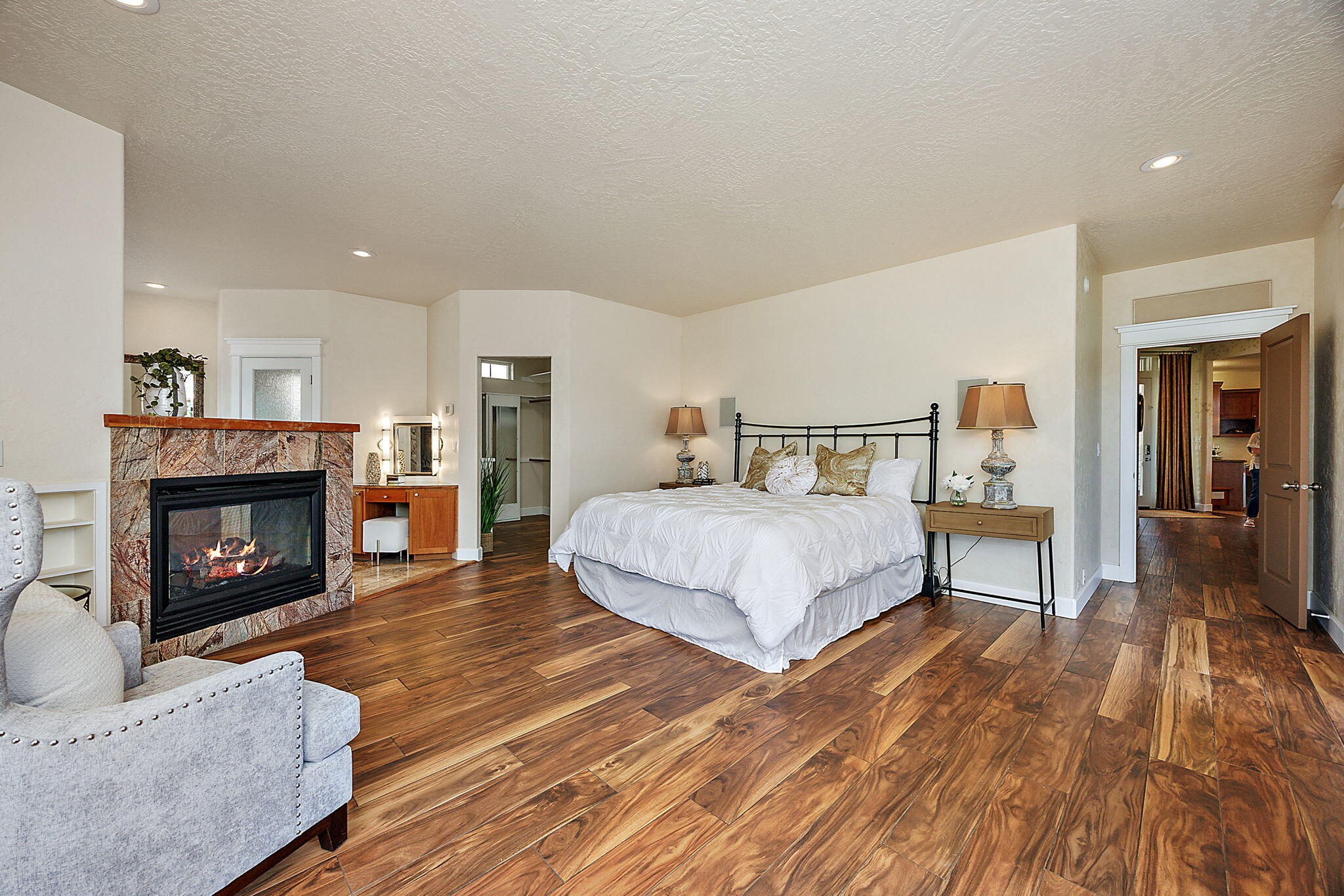 Eleven-eighty Orchard Tract - Residential