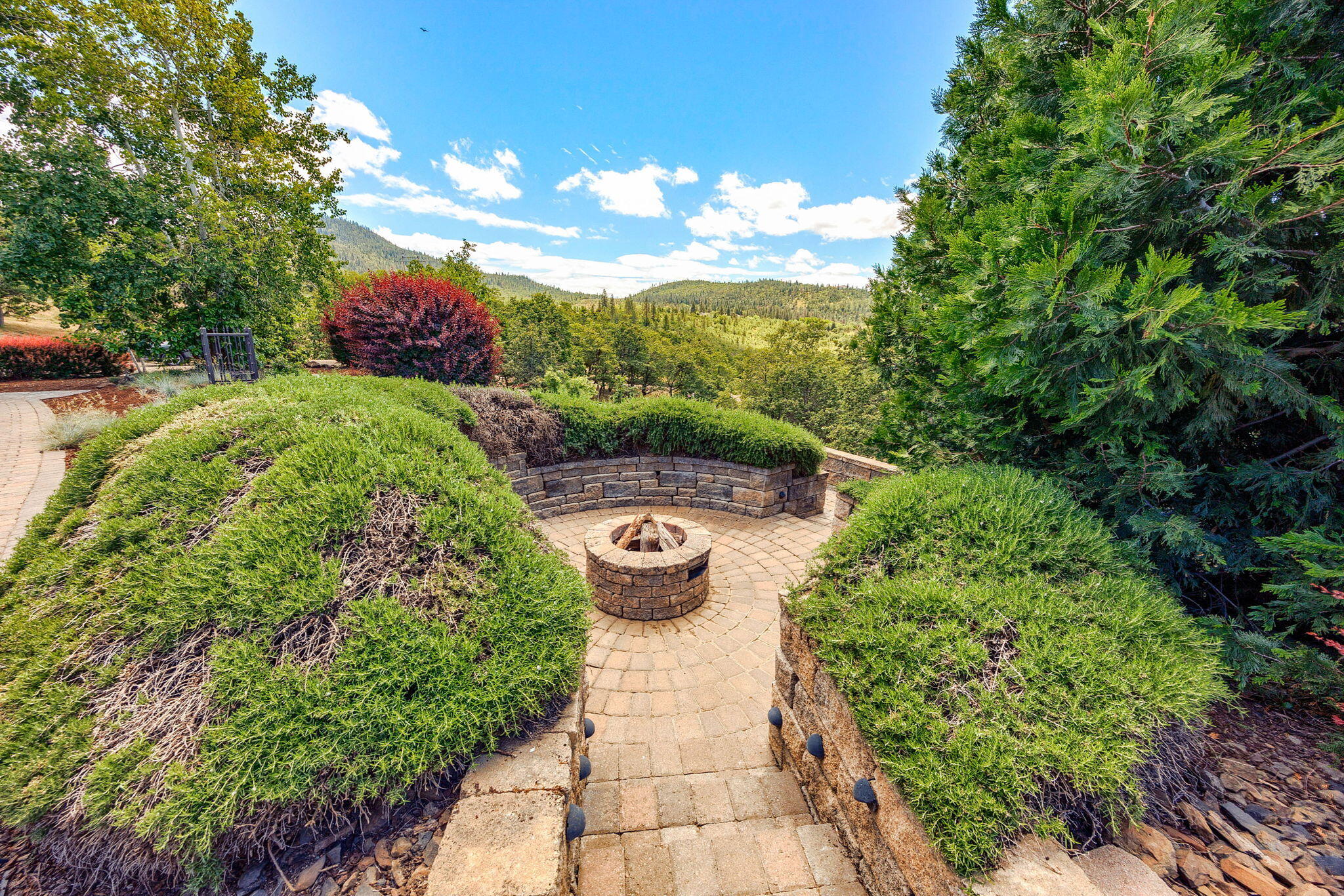 Eleven-eighty Orchard Tract - Residential