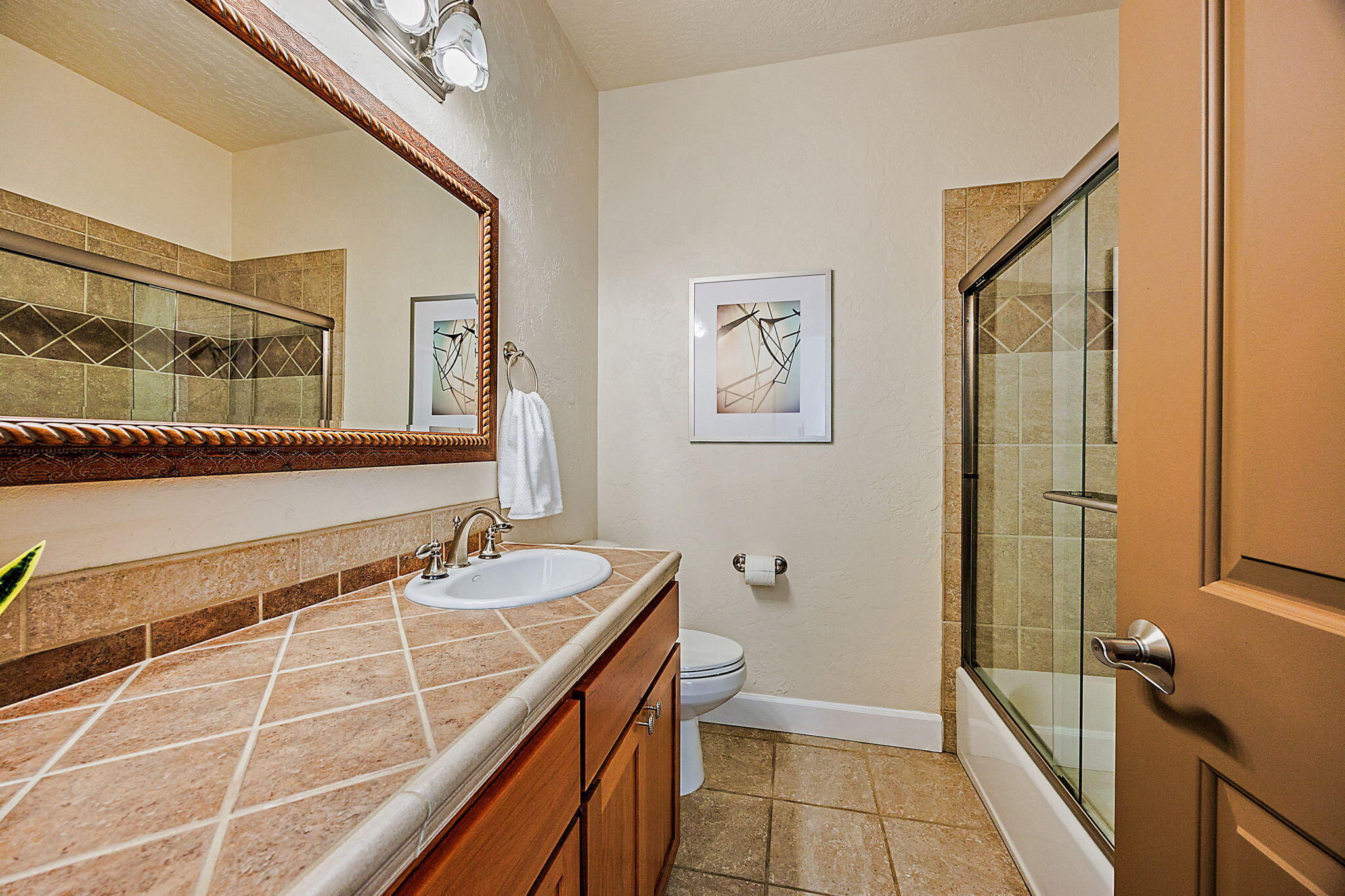 Eleven-eighty Orchard Tract - Residential