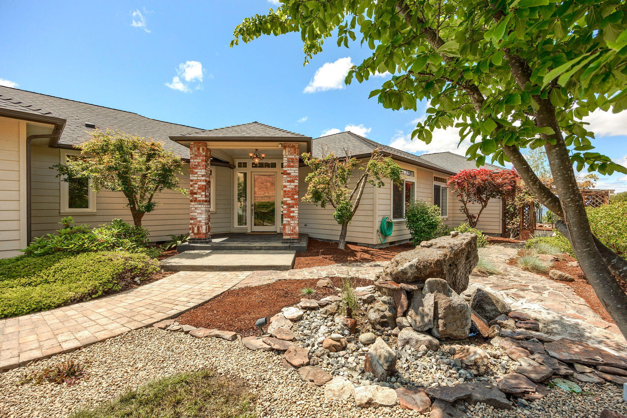 Eleven-eighty Orchard Tract - Residential