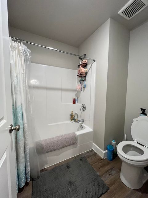 Tiny photo for 335 NW Par Avenue, Madras, OR 97741 (MLS # 220213121)