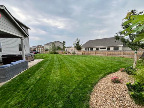 Tiny photo for 335 NW Par Avenue, Madras, OR 97741 (MLS # 220213121)