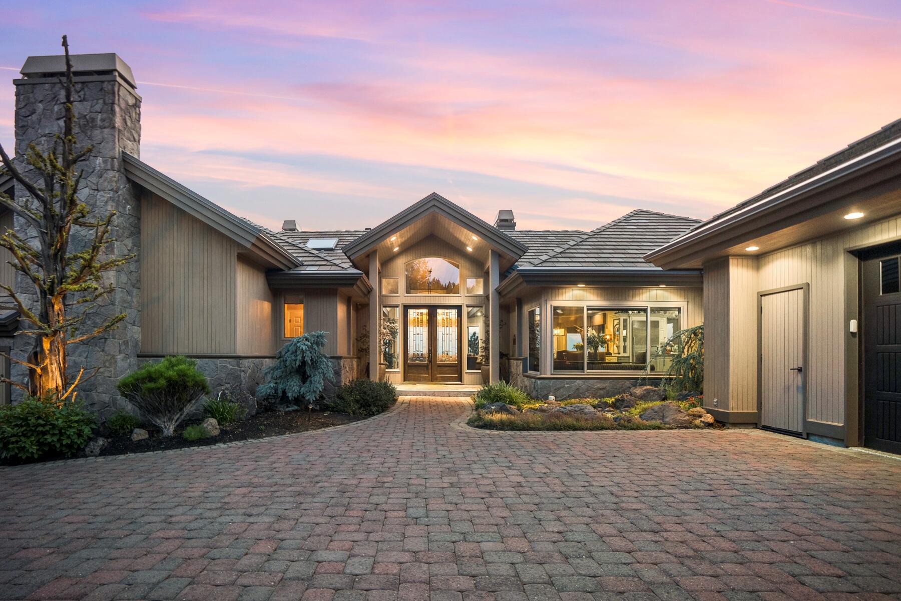 2806 NW Nightfall Circle