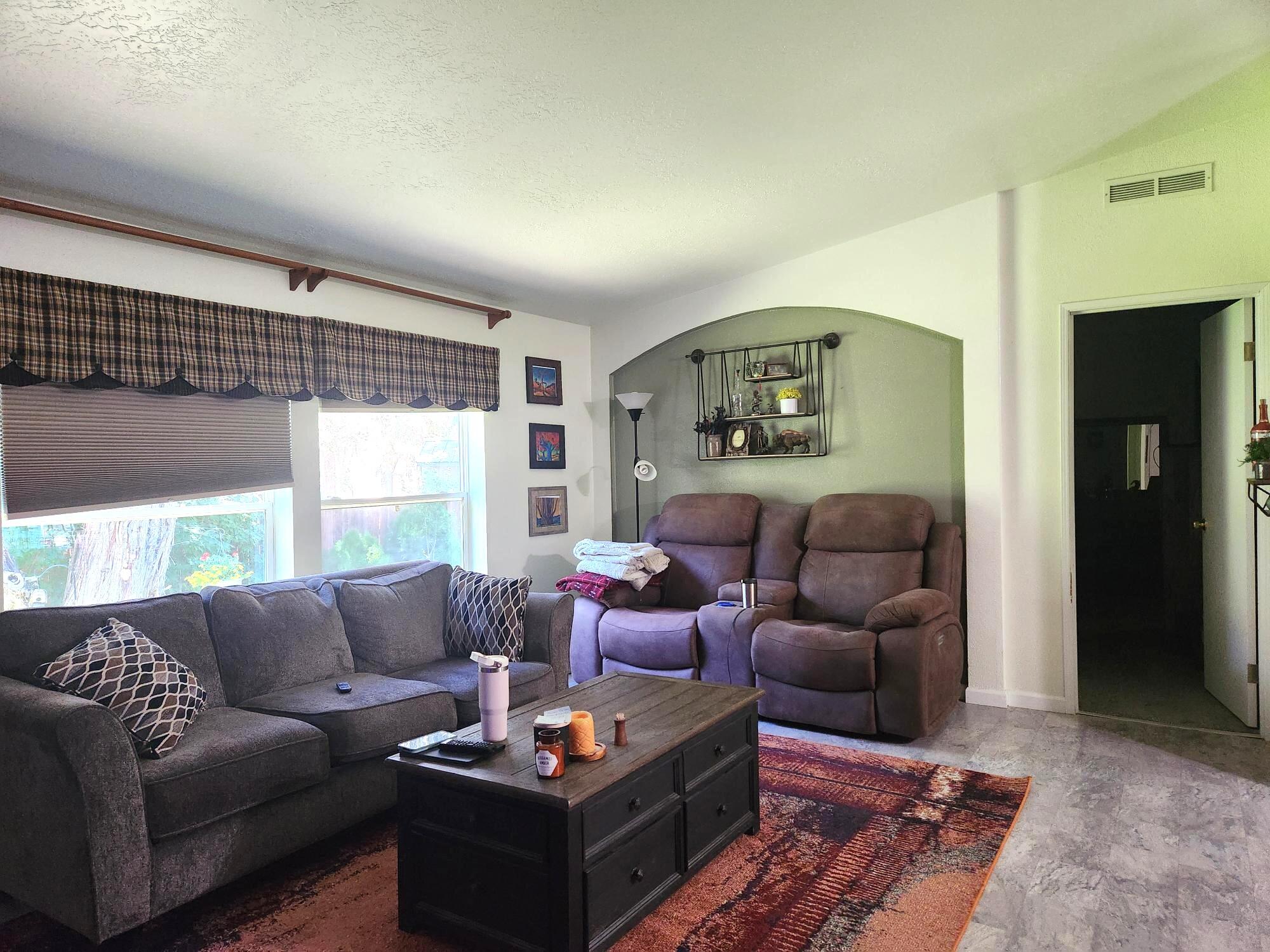 64100 N Hwy 97 17