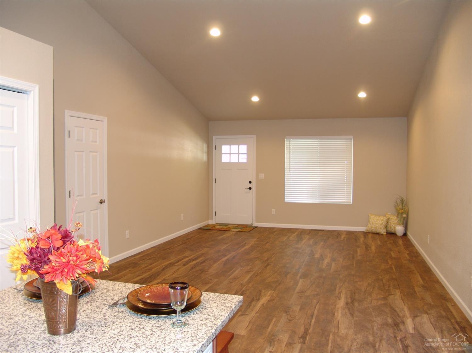 Huntington Meadows - Residential