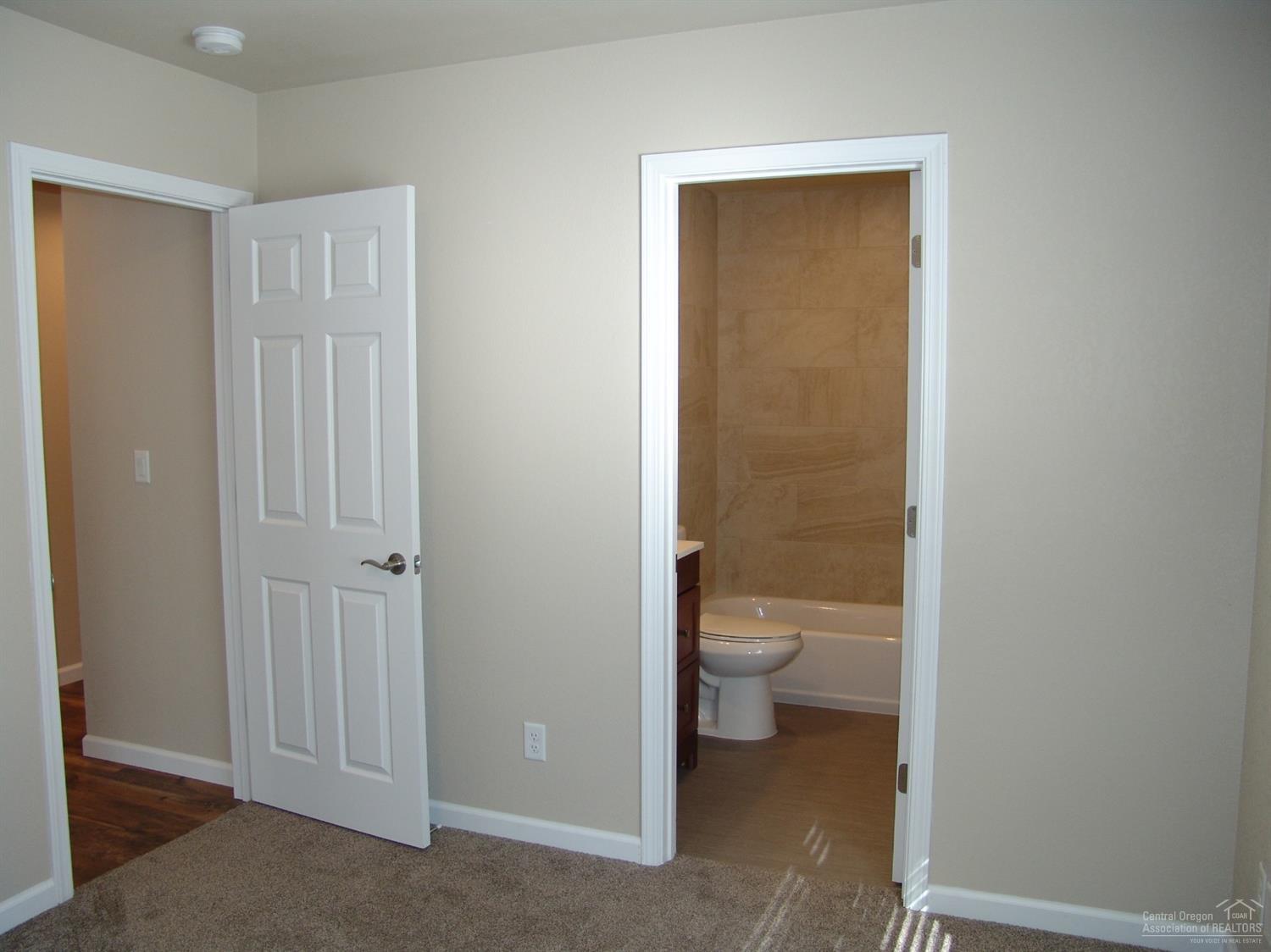 Huntington Meadows - Residential