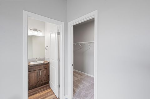 Tiny photo for 582 SW H Street #Lot 1, Madras, OR 97741 (MLS # 220216941)