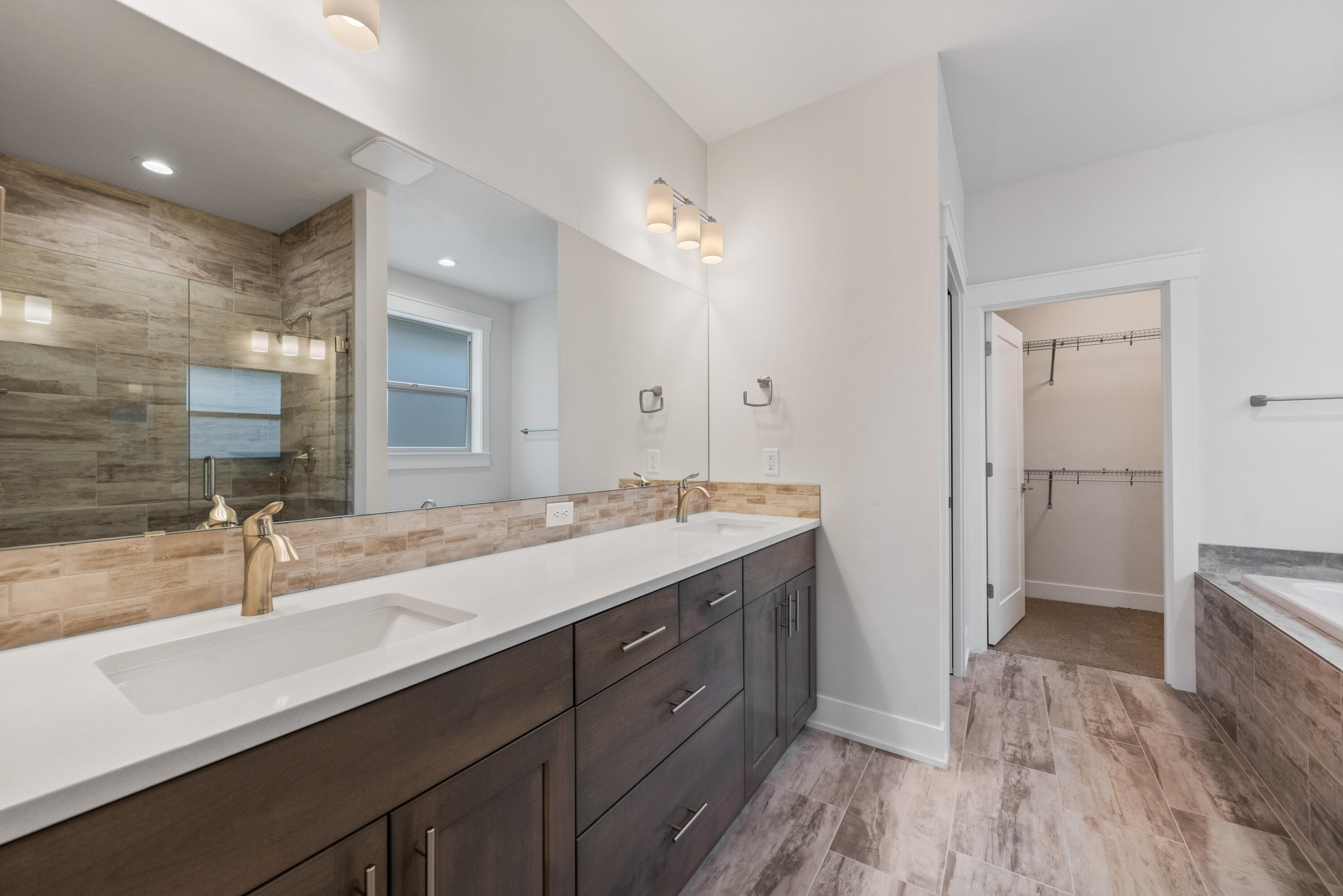 Dry Canyon - Residential