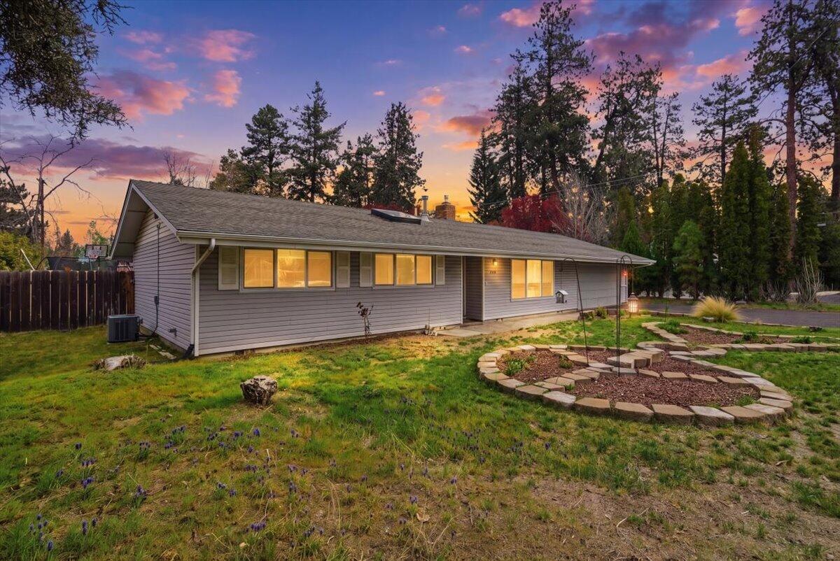 758 NE Quimby Avenue