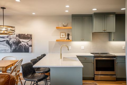 Photo of 13400 Foxtail #GCC101, Black Butte Ranch, OR 97759 (MLS # 220212089)