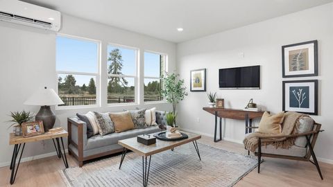 Tiny photo for 21313 SE Wilderness Way, Bend, OR 97702 (MLS # 220215218)