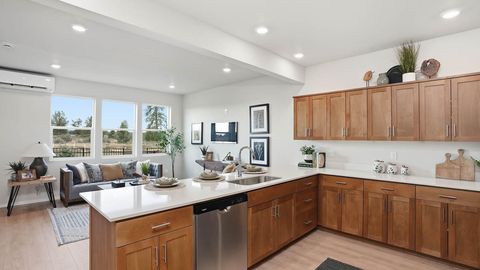 Tiny photo for 21313 SE Wilderness Way, Bend, OR 97702 (MLS # 220215218)