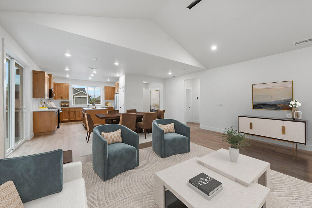 3610 NE Desert Juniper Lane