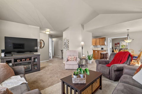 Tiny photo for 2872 Galaxy Way, Grants Pass, OR 97527 (MLS # 220223393)