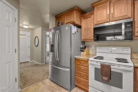 Tiny photo for 2872 Galaxy Way, Grants Pass, OR 97527 (MLS # 220223393)