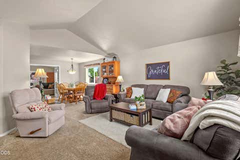 Tiny photo for 2872 Galaxy Way, Grants Pass, OR 97527 (MLS # 220223393)