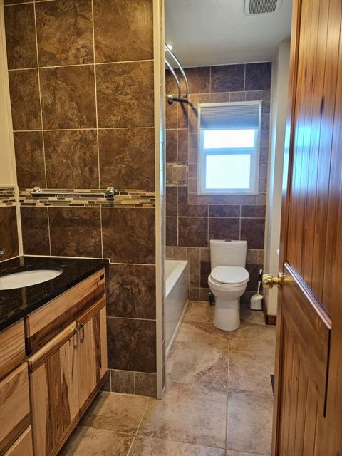 Tiny photo for 1456 SW 17th Street SW, Redmond, OR 97756 (MLS # 220215576)