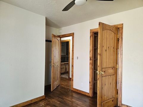 Tiny photo for 1456 SW 17th Street SW, Redmond, OR 97756 (MLS # 220215576)