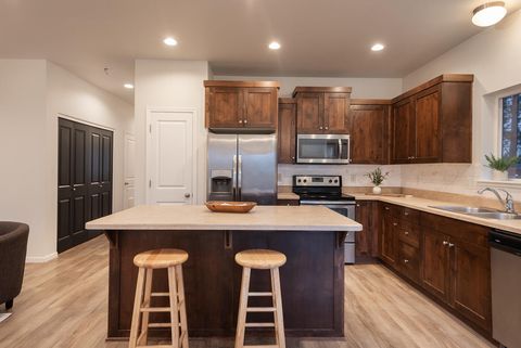 Tiny photo for 16499 Betty Drive, La Pine, OR 97739 (MLS # 220212773)