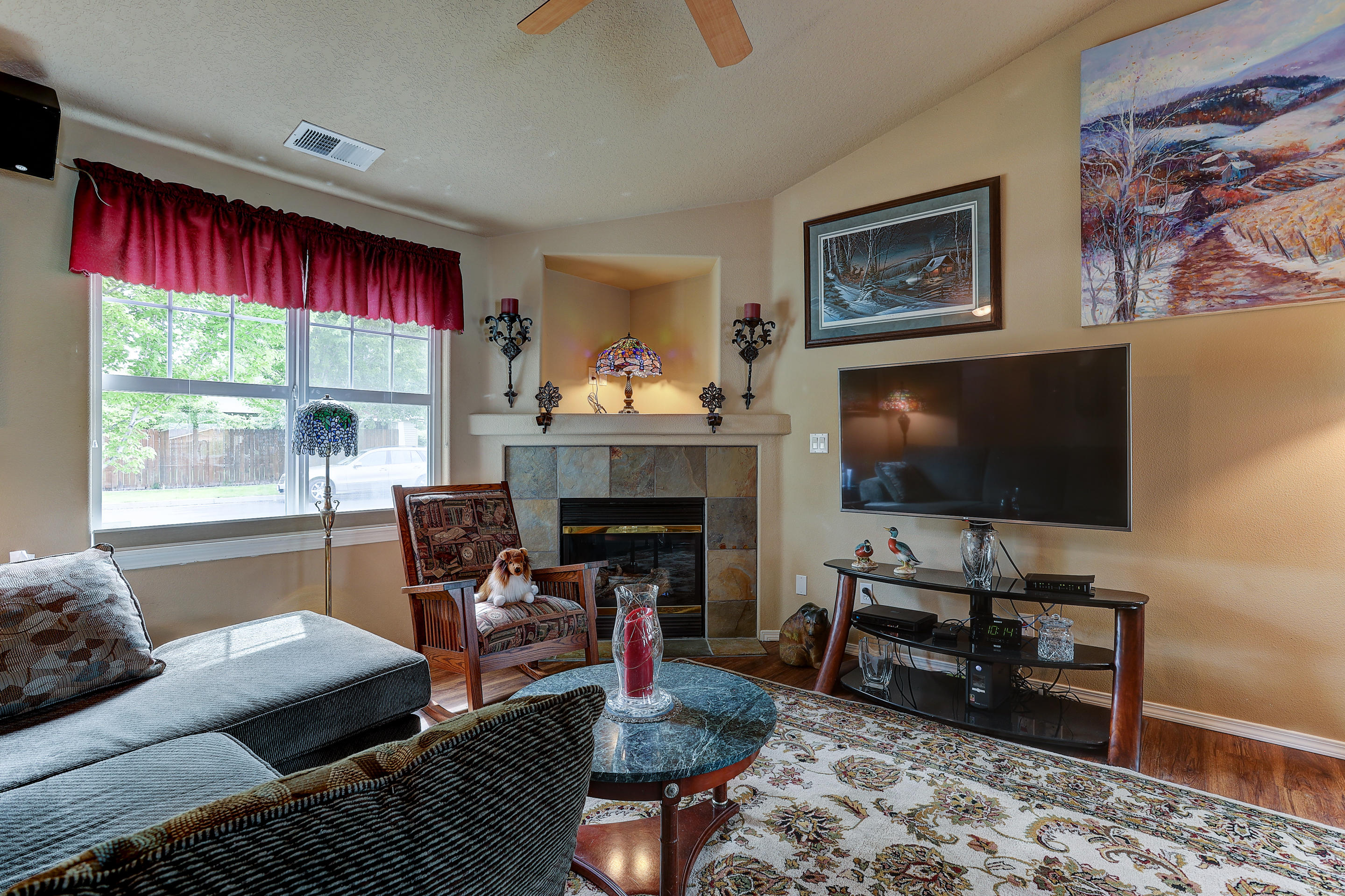 Larkspur - Residential