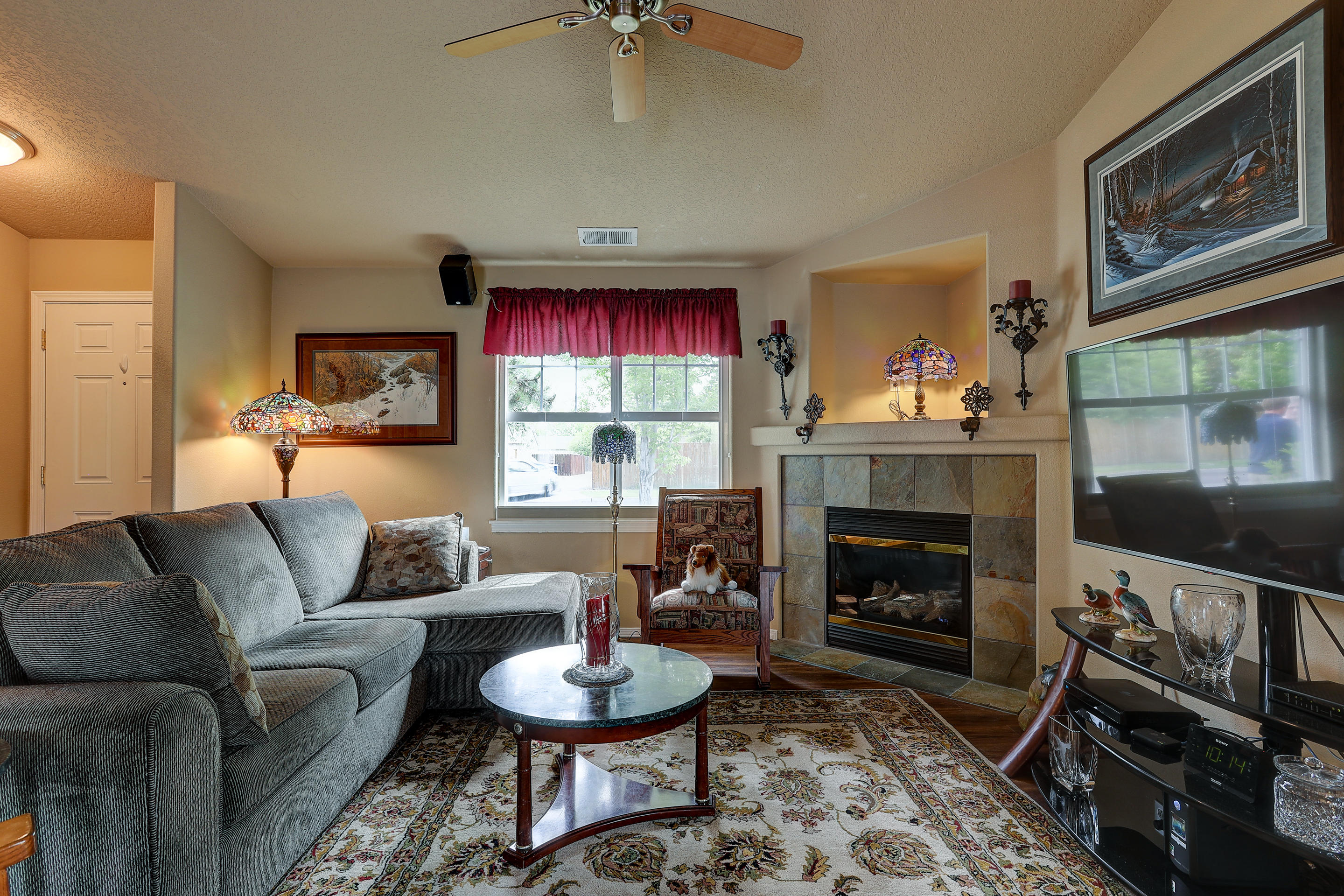 Larkspur - Residential