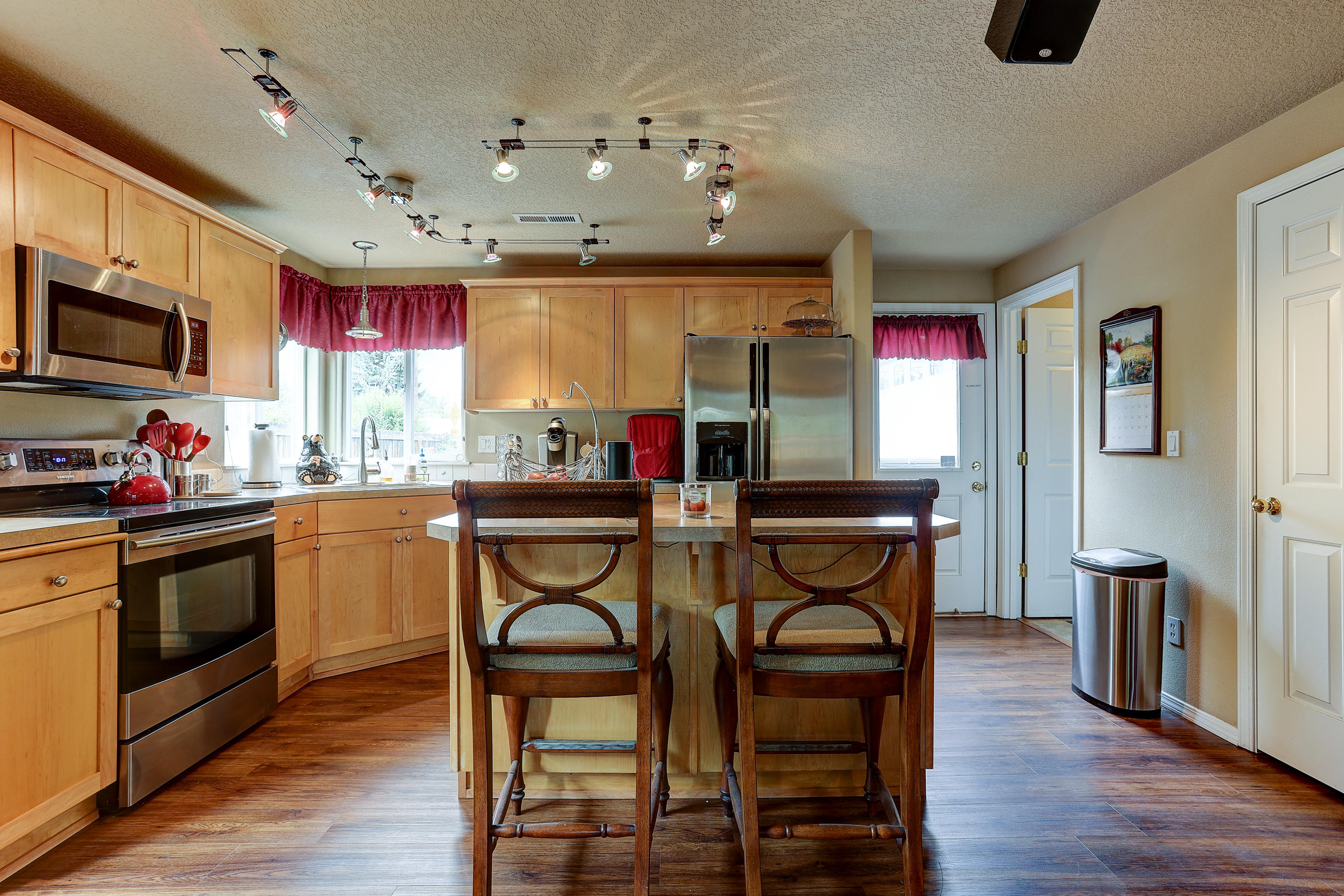 Larkspur - Residential