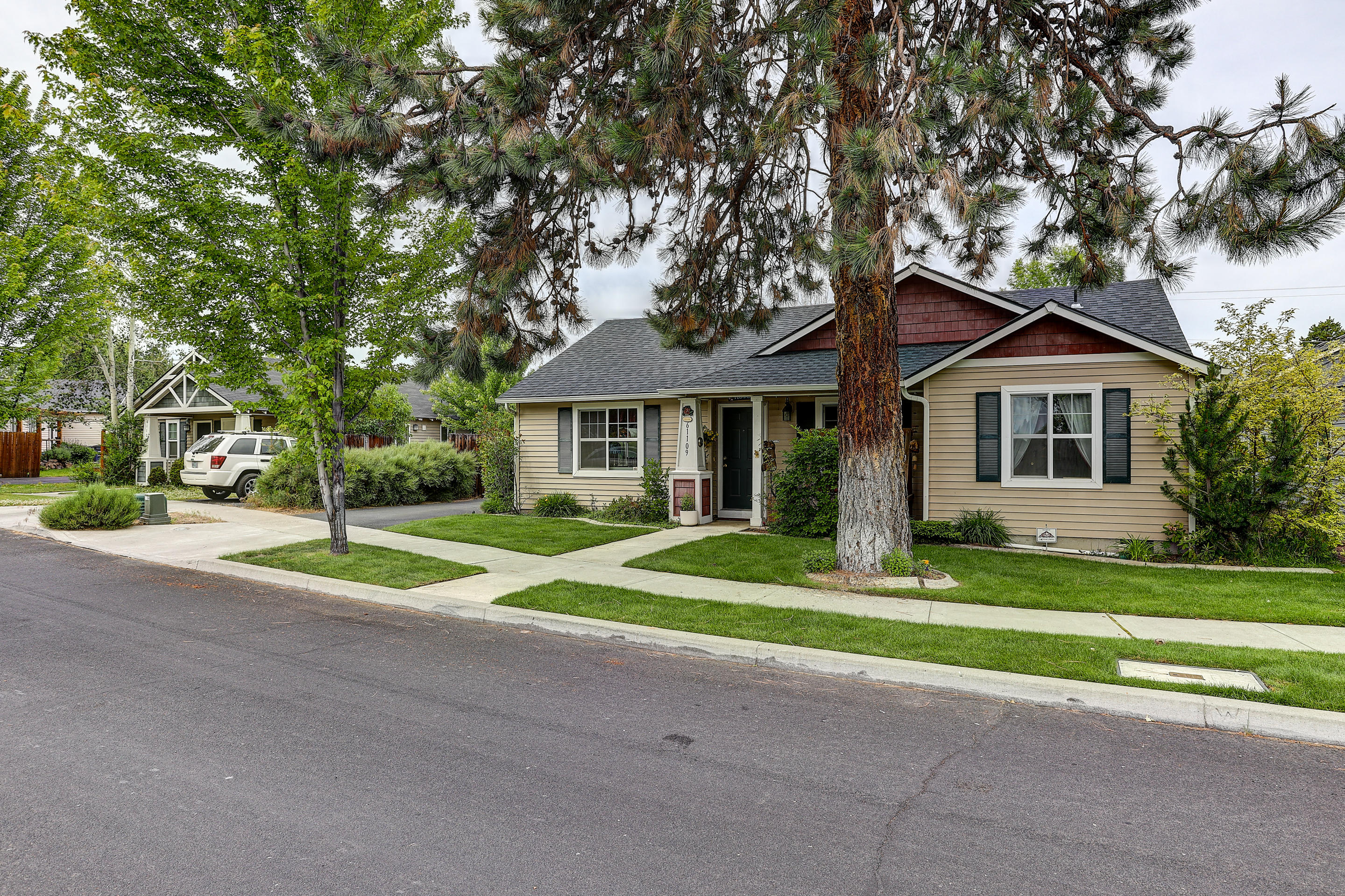 Larkspur - Residential