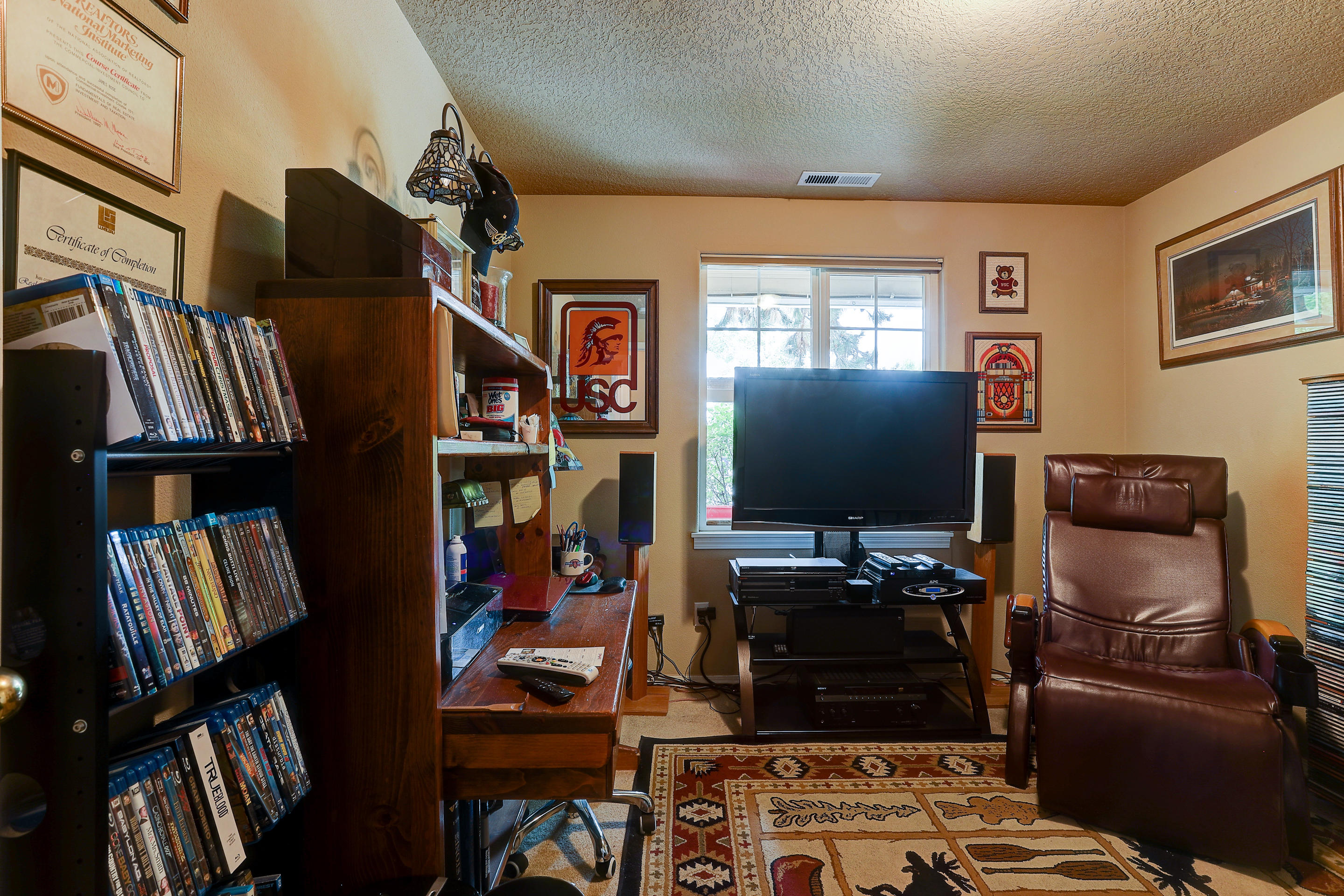 Larkspur - Residential