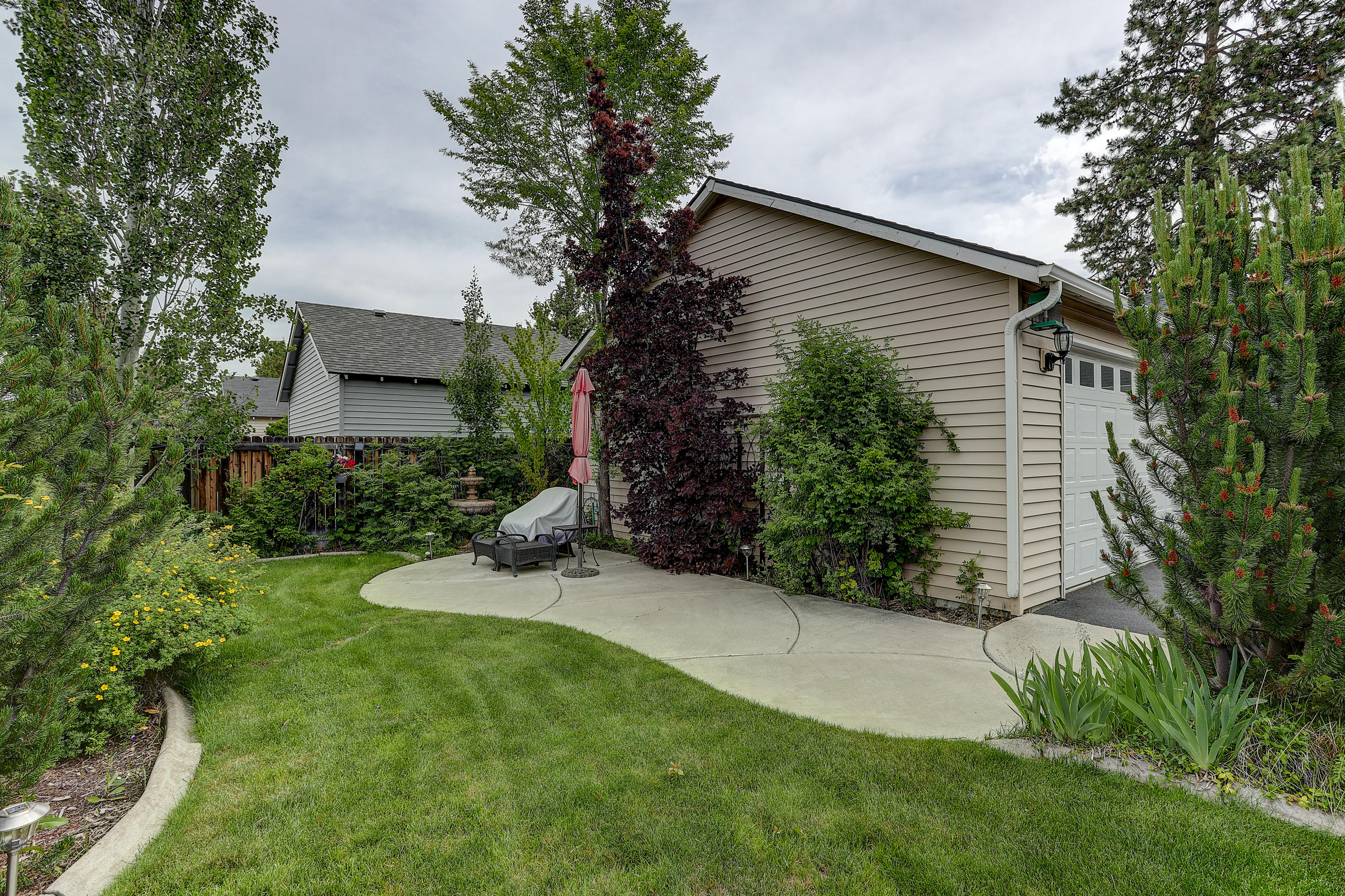 Larkspur - Residential
