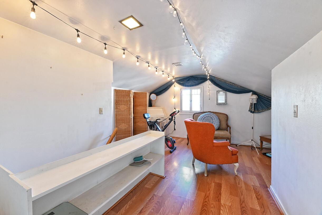 Queen Anne Addition - Residential