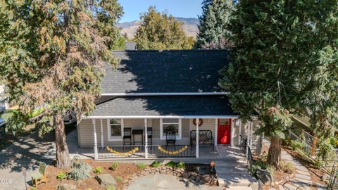 Photo of 63 Nutley Street, Ashland, OR 97520 (MLS # 220228381)