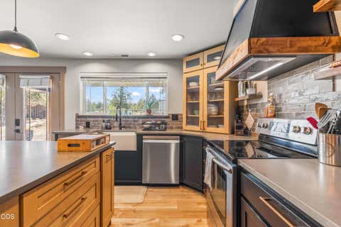 Tiny photo for 7043 SW Highland Drive, Powell Butte, OR 97753 (MLS # 220226345)