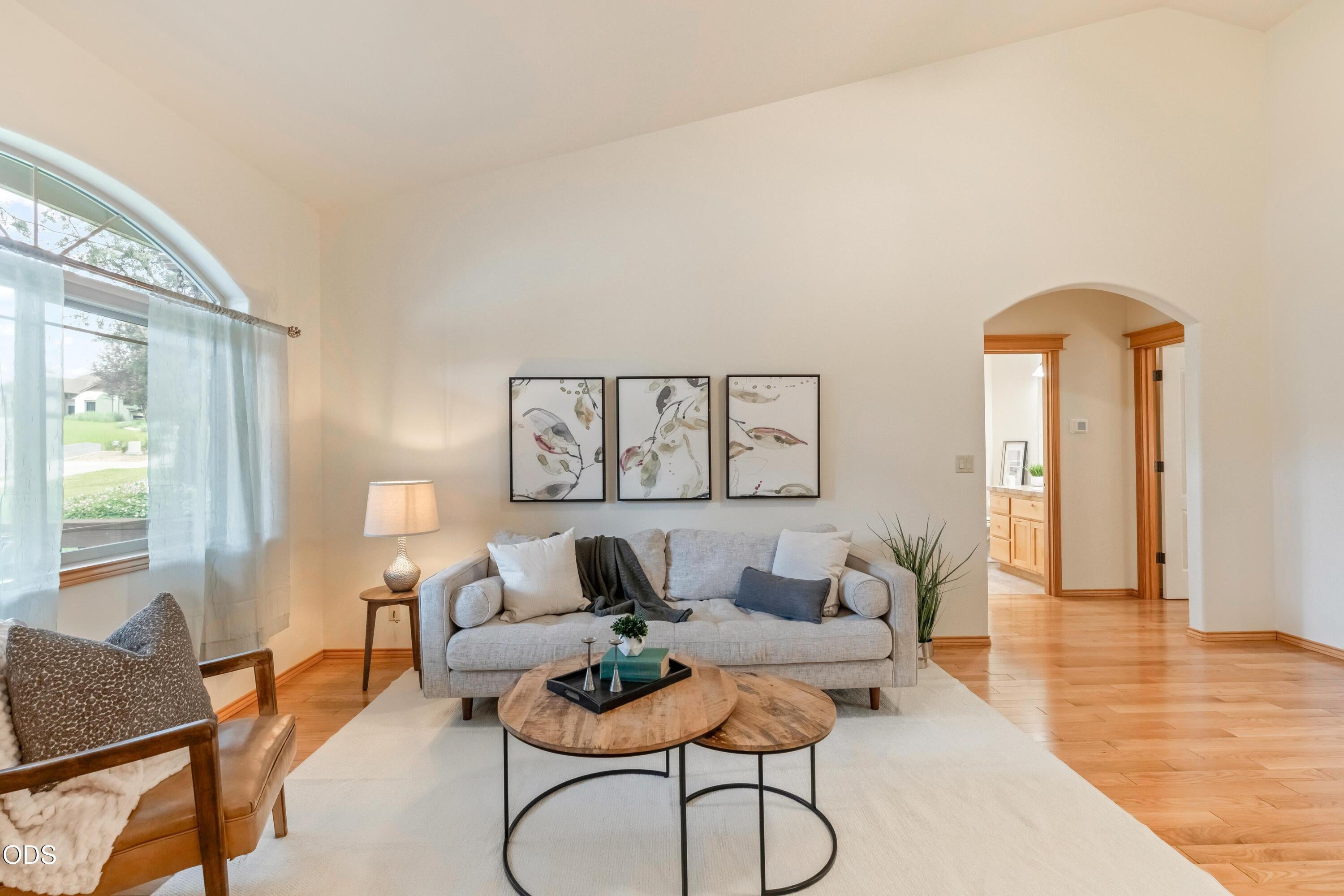 1009 SW Crosscut Court