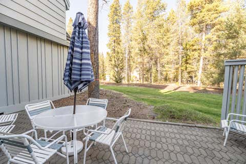 Tiny photo for 57029 Peppermill Circle #16-B, Sunriver, OR 97707 (MLS # 220222657)