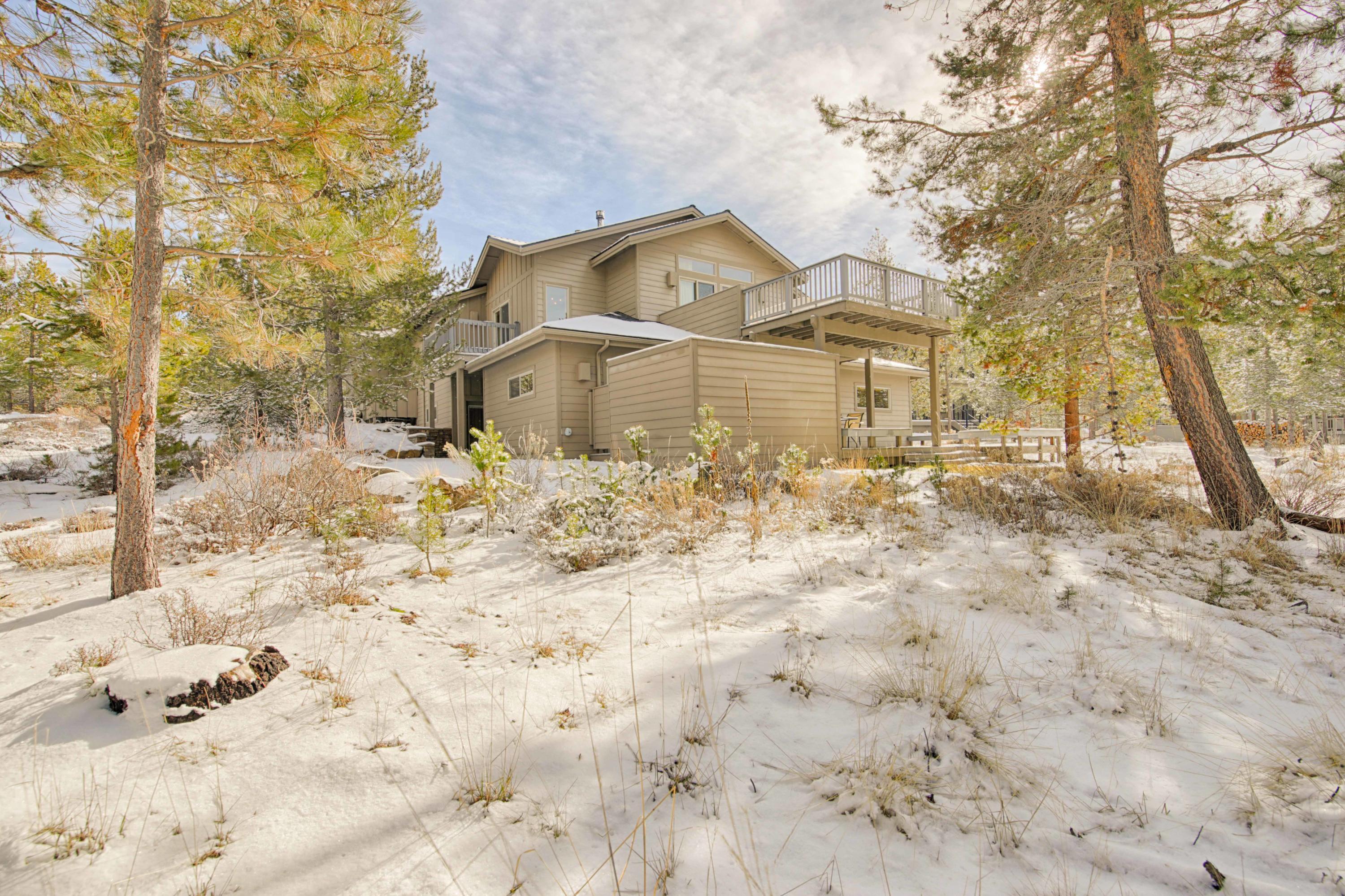 Fairway Crest Village - Residential