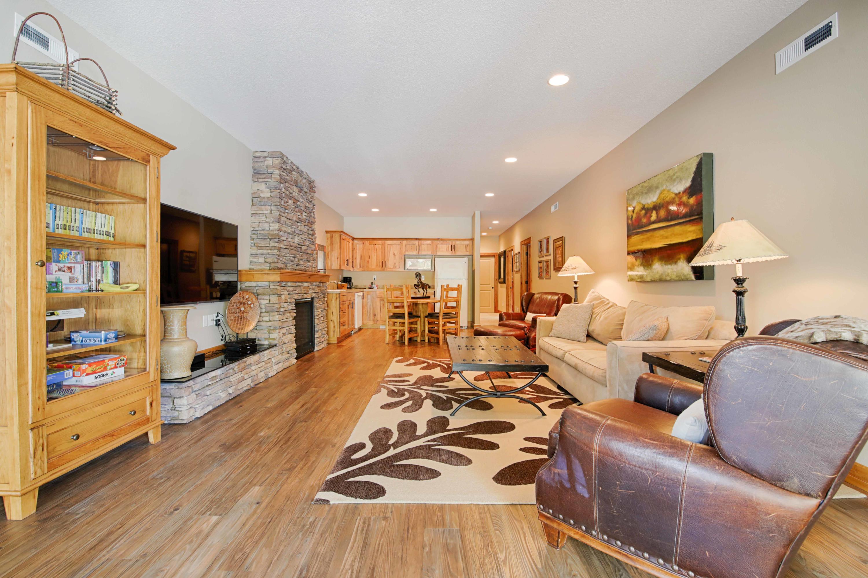 Fairway Crest Village - Residential