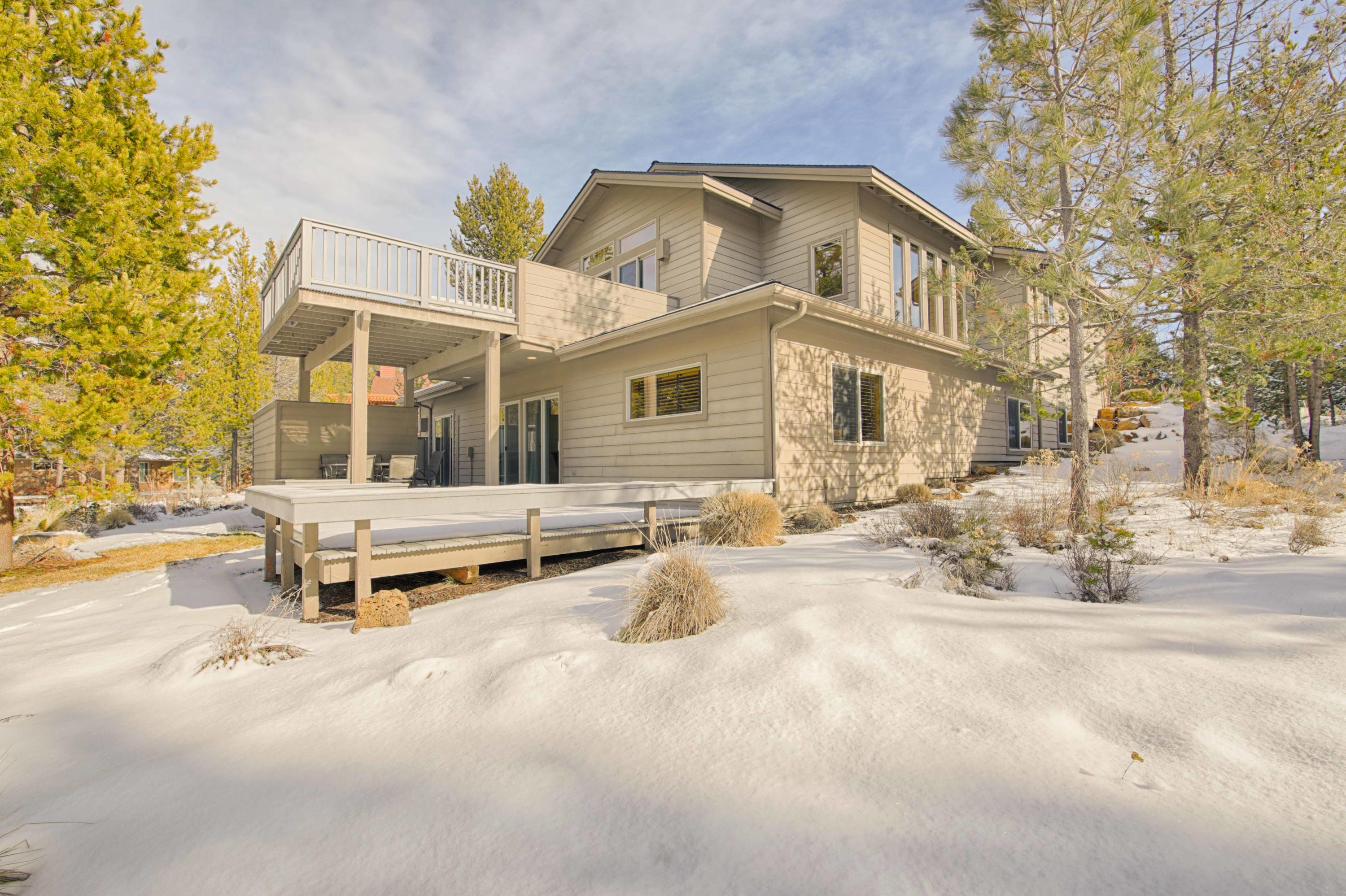 Fairway Crest Village - Residential