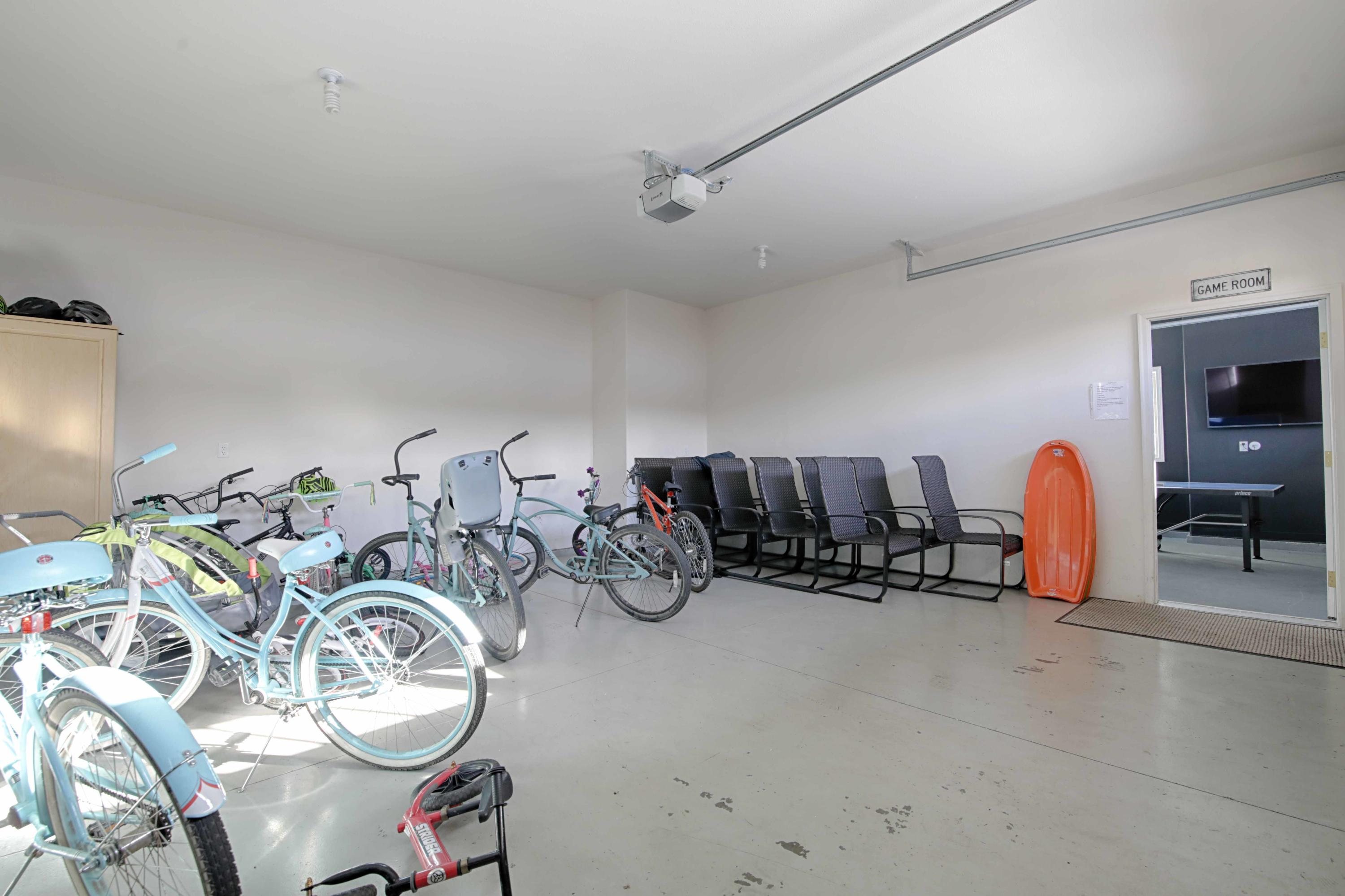 Fairway Crest Village - Residential