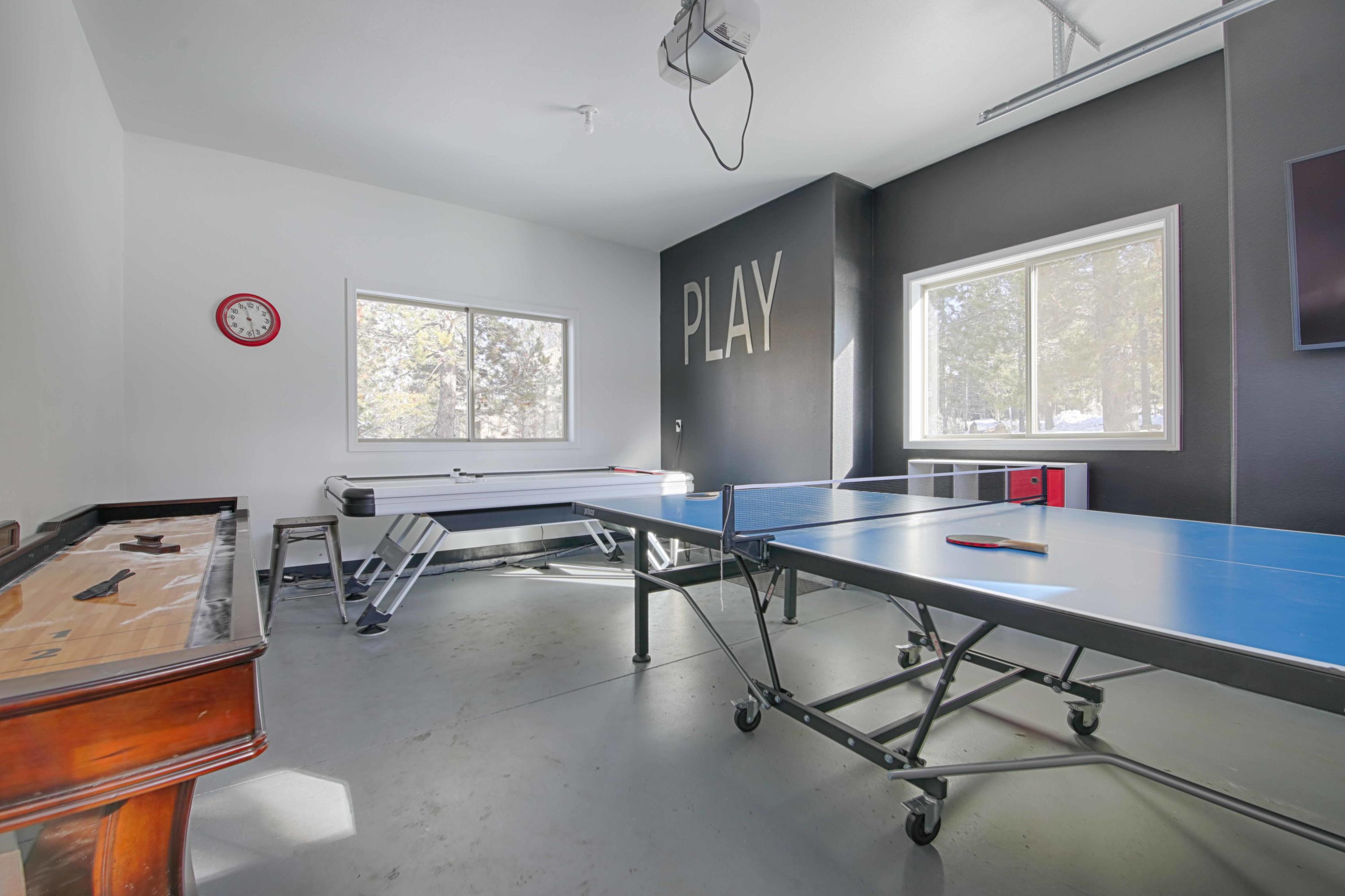 Fairway Crest Village - Residential