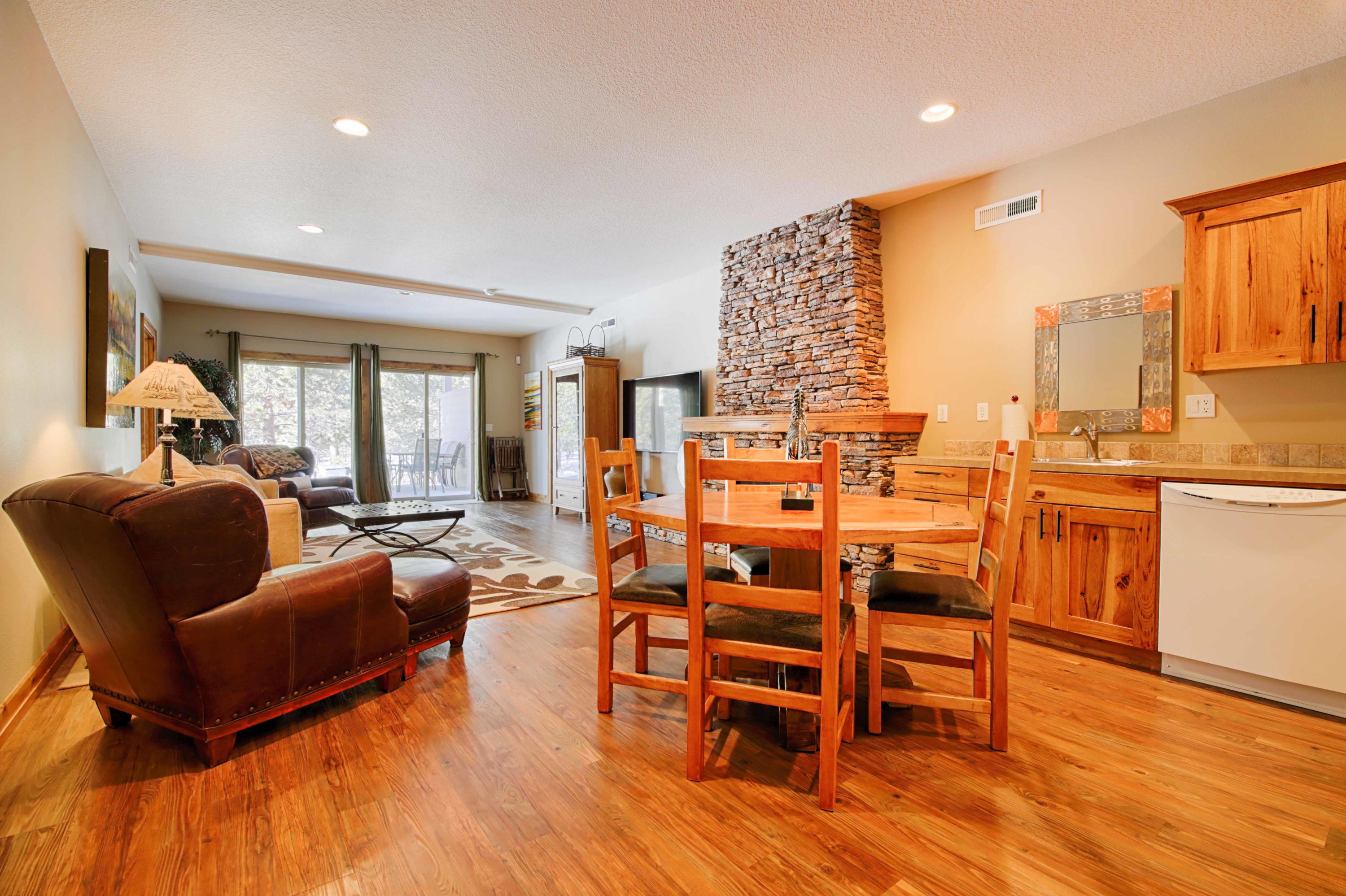 Fairway Crest Village - Residential