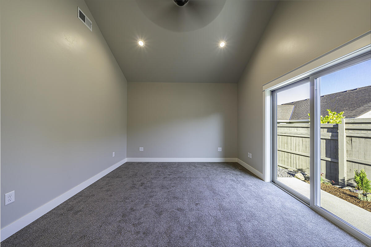 Middlefork Creek - Residential