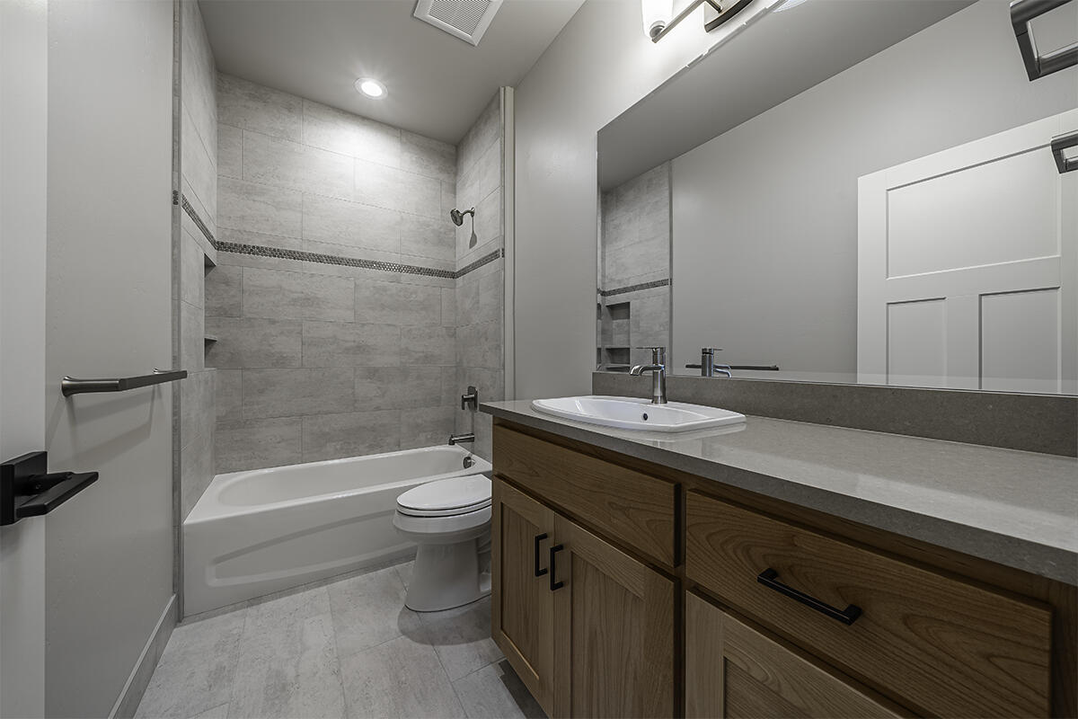 Middlefork Creek - Residential