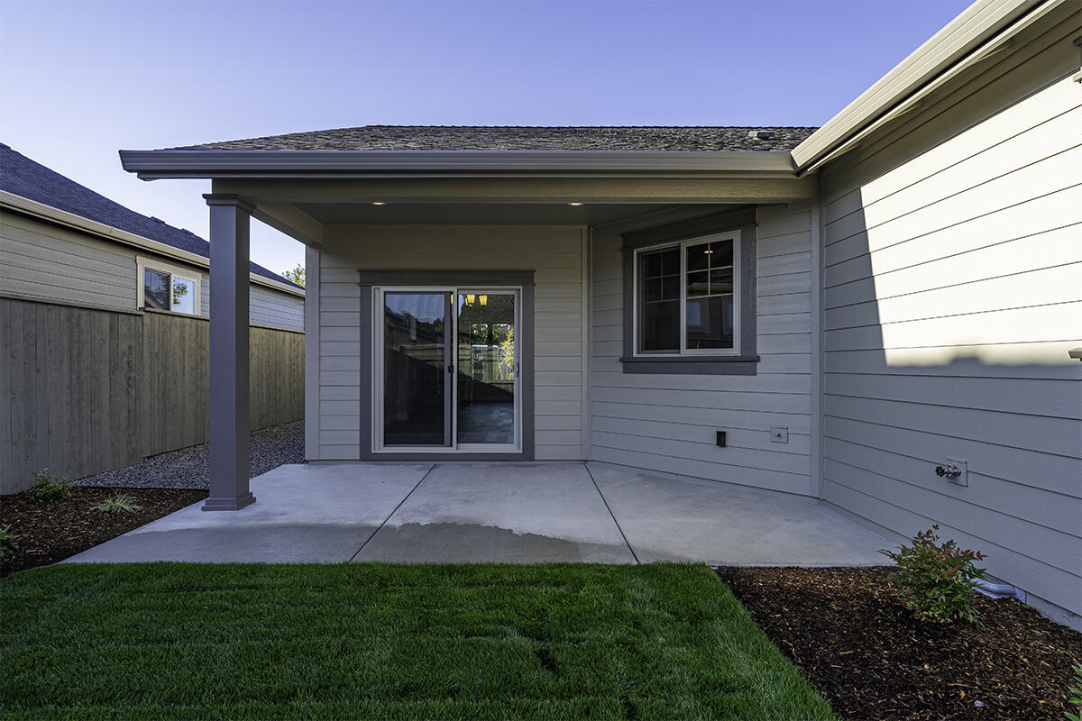 Middlefork Creek - Residential