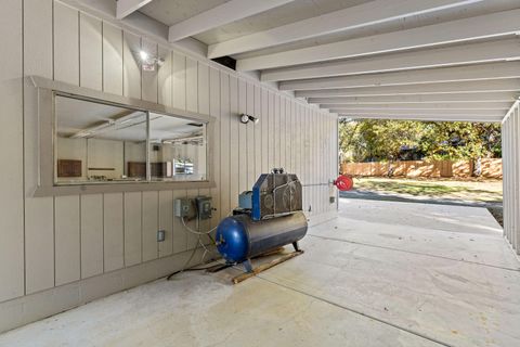 Tiny photo for 11990 Artlin Road, Grants Pass, OR 97526 (MLS # 220211427)