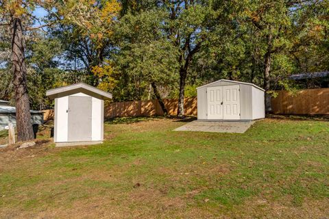 Tiny photo for 11990 Artlin Road, Grants Pass, OR 97526 (MLS # 220211427)