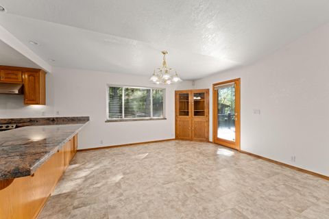 Tiny photo for 11990 Artlin Road, Grants Pass, OR 97526 (MLS # 220211427)